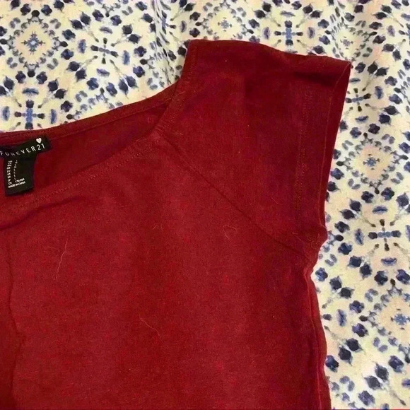 Forever 21 crop top - Picture 3 of 4